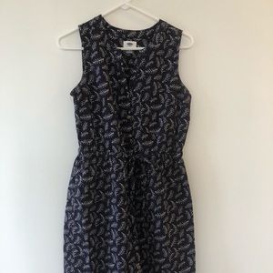 Women’s sleeveless dress